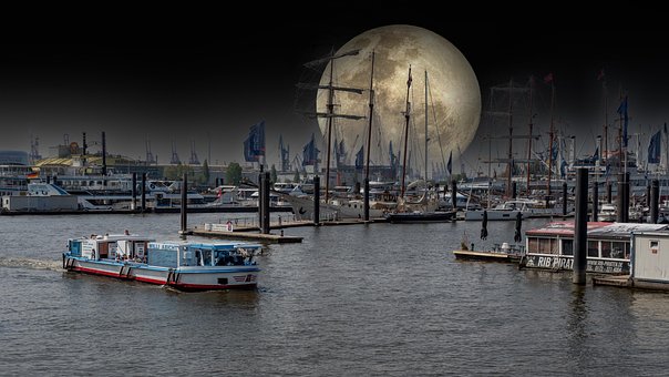 Free Boats Moon photo and picture