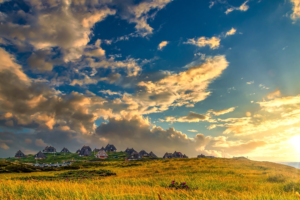 Unveiling Guimarães: Must-See Attractions and Hidden Treasures