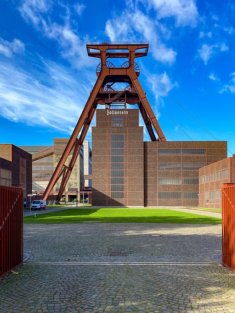 Free Bill Mining photo and picture