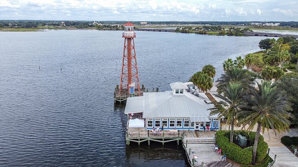 Free Waterside Restaurant Dining photo and picture
