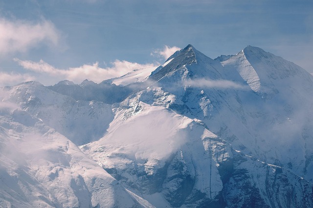 Free Mountains Snow photo and picture