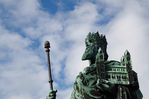 Bamberg, Kaiser Henry Ii Statue