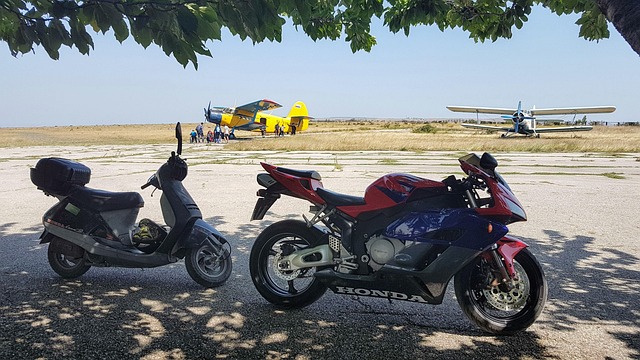 Free Honda Airplane photo and picture