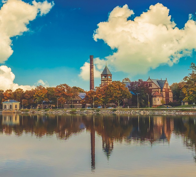 Free Autumn Reservoir photo and picture