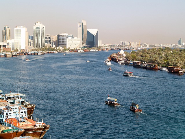 Free Dubai Abra photo and picture
