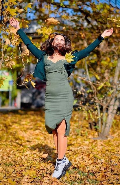 Blätter, Herbst, Frau, Natur, Jahreszeit