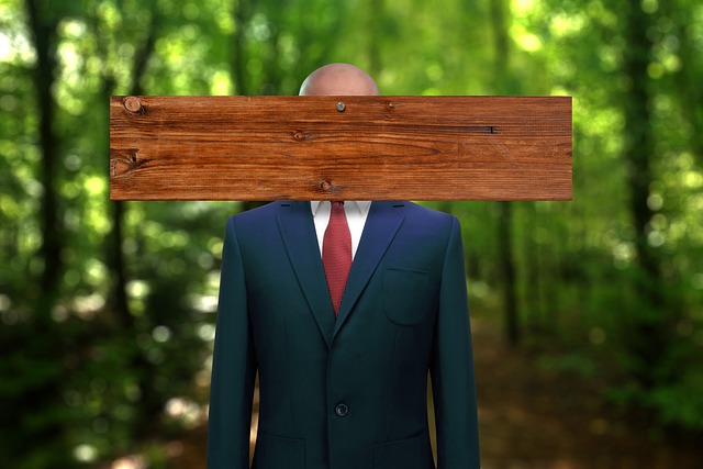Free think board in front of the head restricted illustration