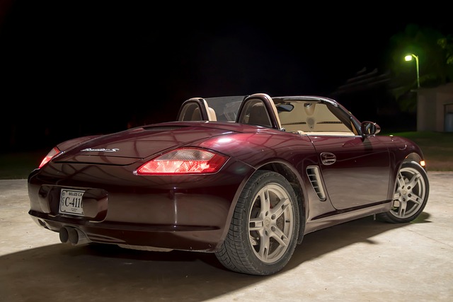 Free Porsche Boxster photo and picture