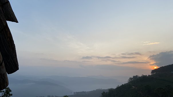 Free Breaking Dawn On The Mountain illustration and picture