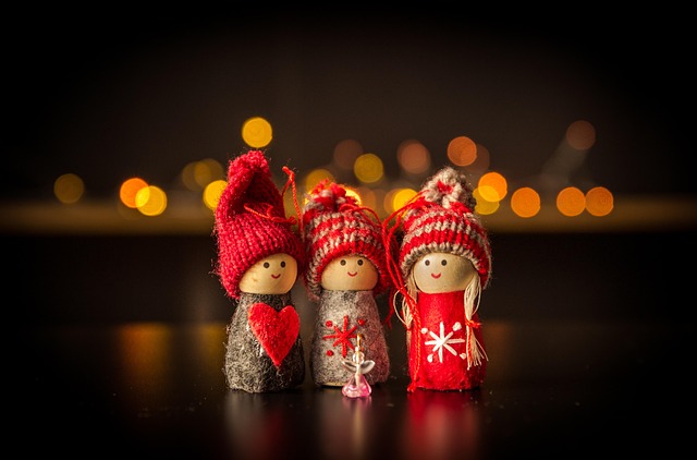 Festive Photo Small Christmas Miniature Doll - Free photo on Pixabay