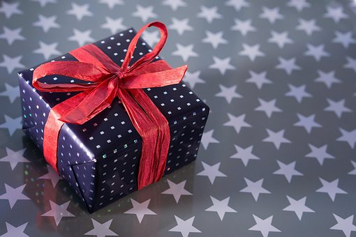 Free Christmas Gift Christmas Present photo and picture