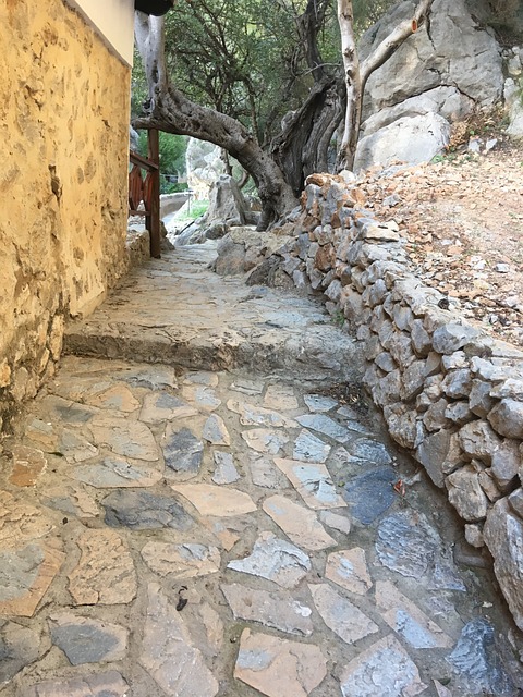 Free Las Fuentes Del Algar Steinweg photo and picture