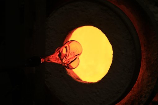 Free Glassblowing Foundry photo and picture
