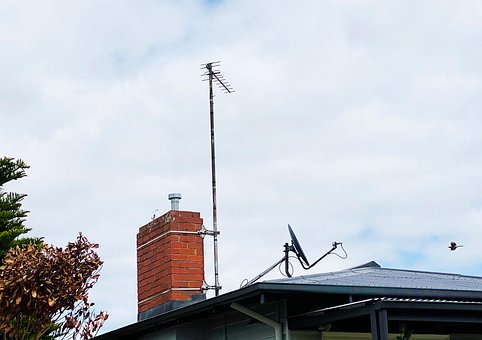 Free Antenna Uhf photo and picture