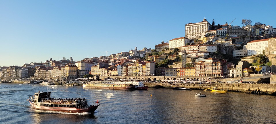 Sustainable Tourism in Leiria: Eco-Friendly Travel Tips