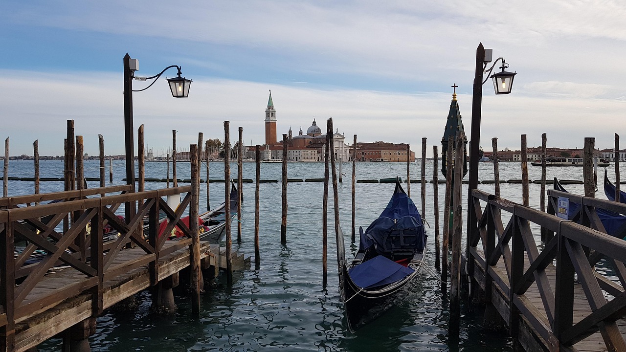 Kapal Danau Bepergian - Foto gratis di Pixabay - Pixabay
