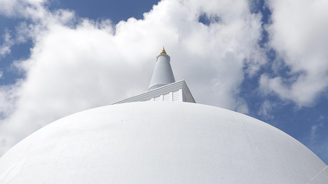 Ruwanweliseya, Anuradhapura, Sri Lanka