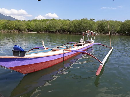 Free Boat Wooden Boat photo and picture