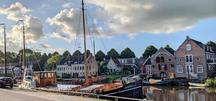 Free Dokkum Town photo and picture