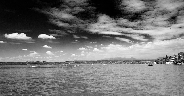 Free Garda Italy photo and picture
