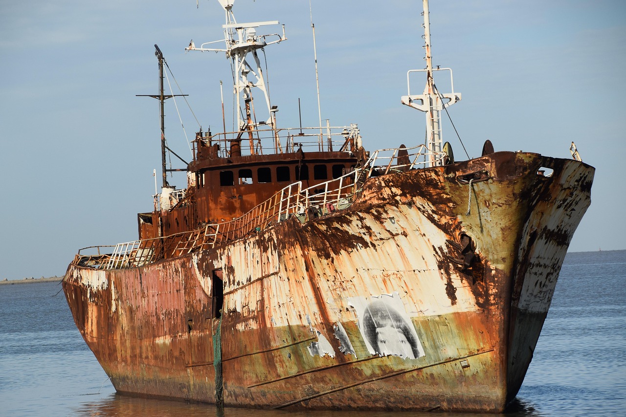 Ship Rusted Transparent Ship Rusty Wreckage - Free photo on Pixabay