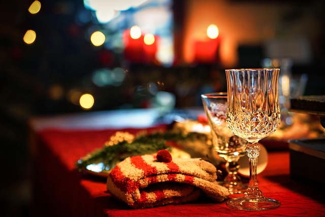 Free Table Setting Holiday photo and picture Free Table Setting Holiday photo and picture