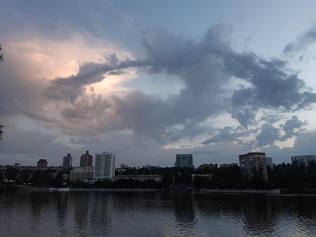 Free Sky Donetsk photo and picture