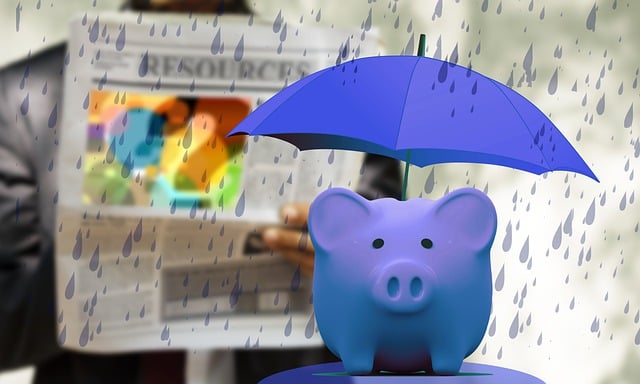 Free piggy bank savings currency illustration