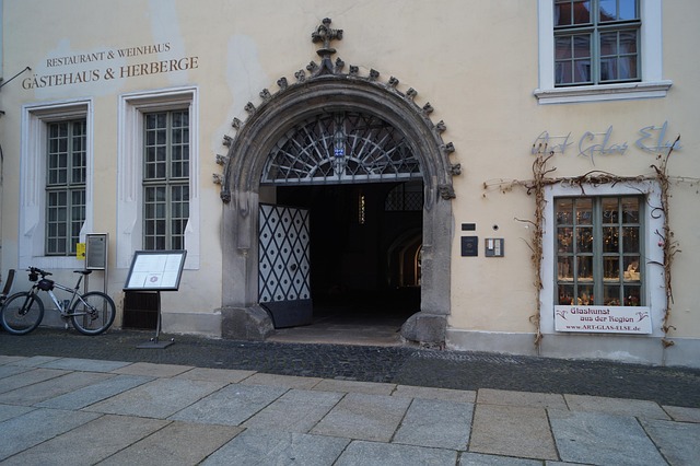 Free Whisper Bow Görlitz photo and picture