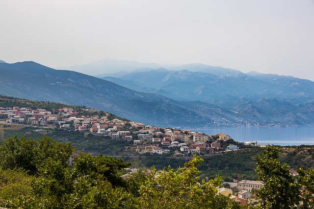 Free Landscape Mountains photo and picture