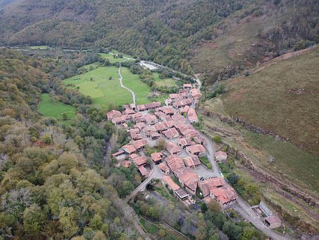Free Cantabria People photo and picture