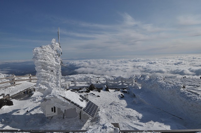 Free Mt Hanlla Snow Scene photo and picture