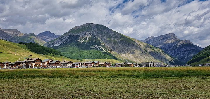 Free Mountain Clouds photo and picture
