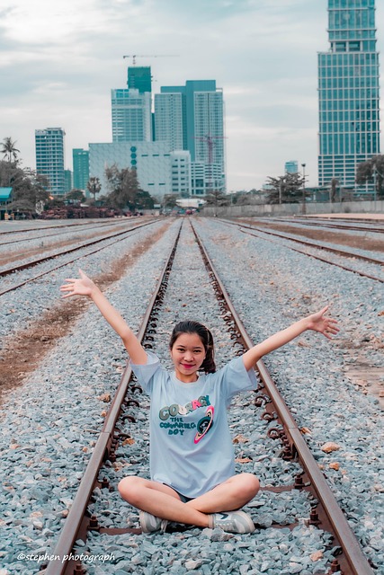 Khmer-Stil, Menschen, Realway-Station