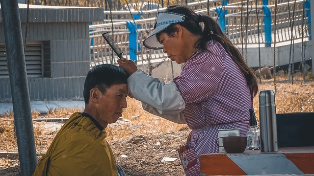 Haarschnitt, 民工, 农民, 女人, 街头, 户外, 北京