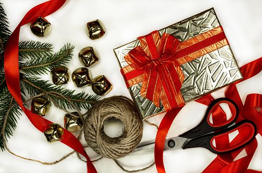Navidad, Año Nuevo, Sobre La Cama
