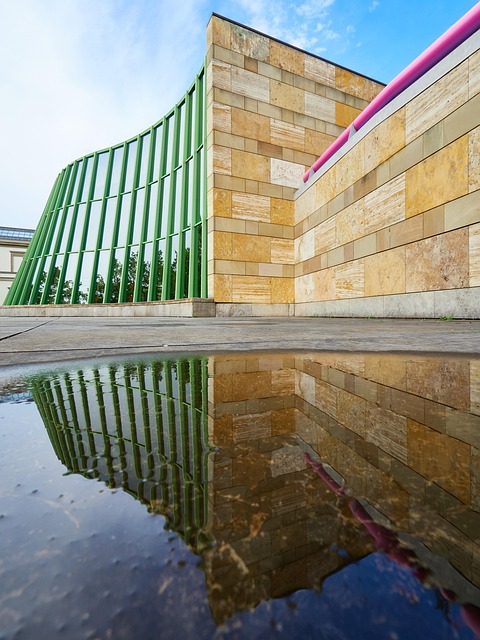 Free Stuttgart State Gallery photo and picture