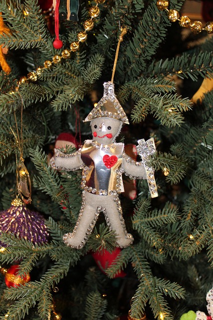 Free Bucilla Felt Ornament photo and picture