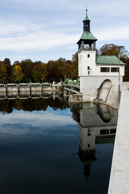 Free Lech Barrage photo and picture