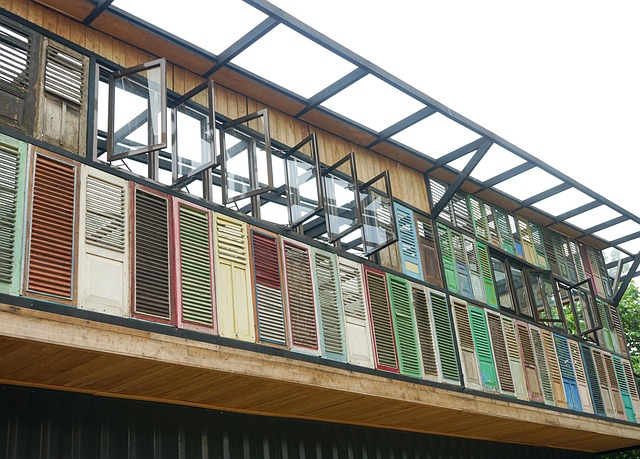 Free Window Architecture photo and picture