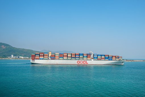 Navio De Recipiente, Navio Cargueiro