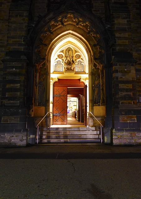 Tür, Kirche, Eingang, Jahreslosung