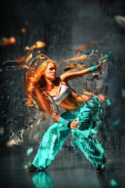 Free dancer girl hip hop illustration