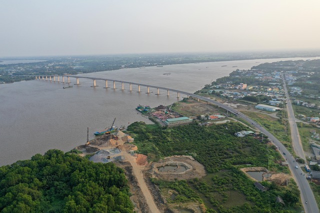 Free River Bridge photo and picture