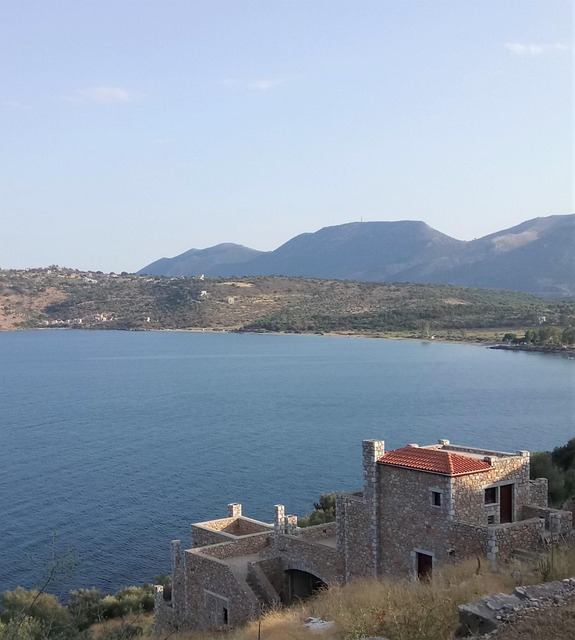 Free Sea Building photo and picture