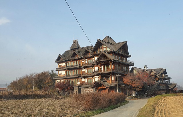 Free Building Hotel photo and picture
