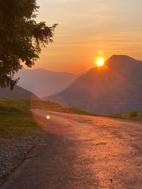 Free Mountain Road photo and picture