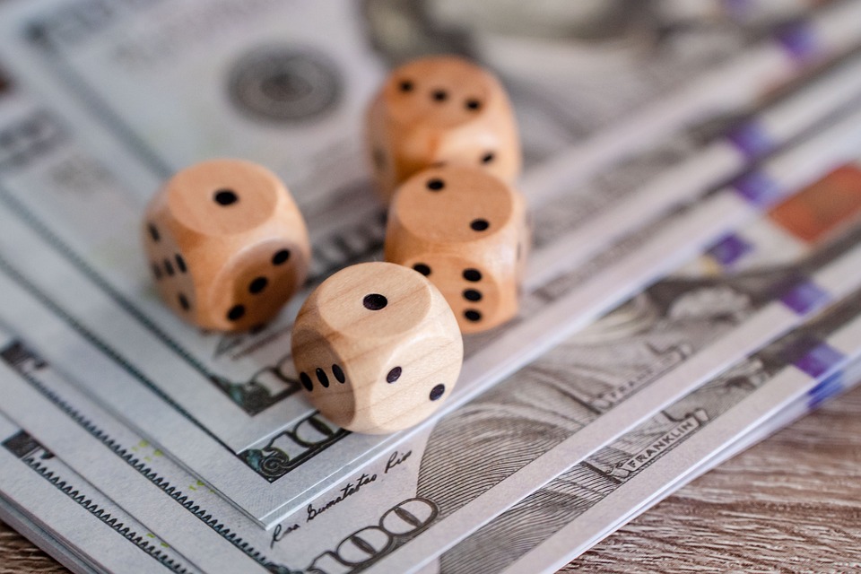 Free Dice Game photo and picture