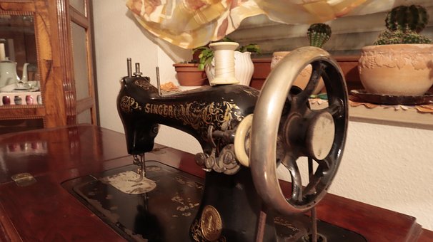 Free Sewing Sewing Machine photo and picture