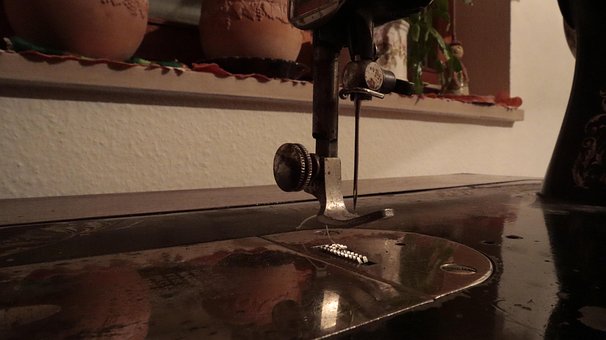 Free Sewing Sewing Machine photo and picture
